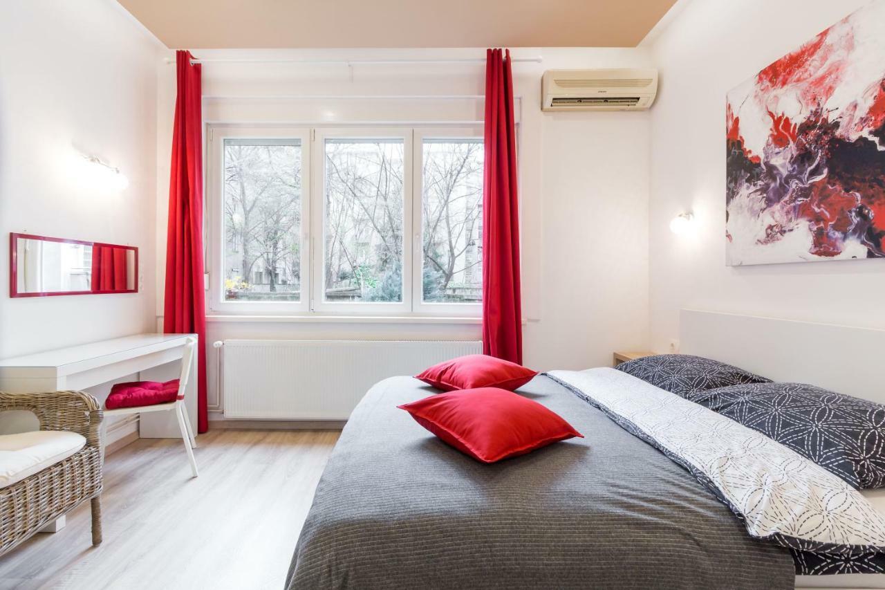 Cosy Romantic Apartment Zagabria Esterno foto